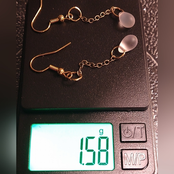 Elegant Hand Crafted Genuine Moonstone Teardrop Long Dangle Chain Earrings - Picture 7 of 8